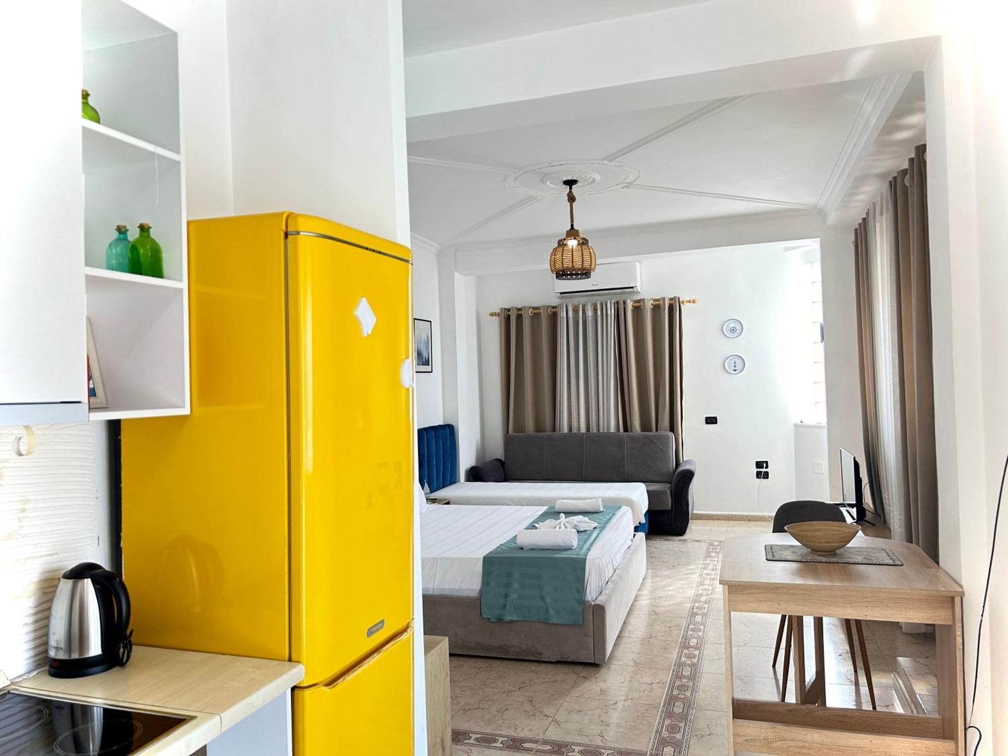 Budget Retreat Tirana & Studios Exterior foto